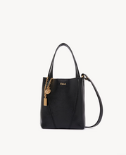 Load image into Gallery viewer, Chloe Small Chloé Spin tote bag in grained leather