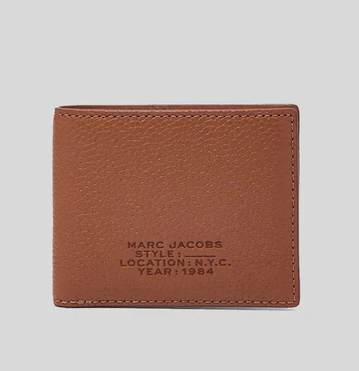 MARC JACOBS The Leather Billfold Wallet Argan Oil