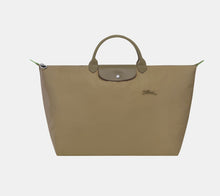 Load image into Gallery viewer, LONGCHAMP Le Pliage Green Travel Bag
