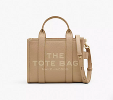 Load image into Gallery viewer, Marc Jacobs Leather Small Tote Bag
