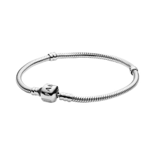 Load image into Gallery viewer, PANDORA Moments Snake Chain Bracelet 590702HV
